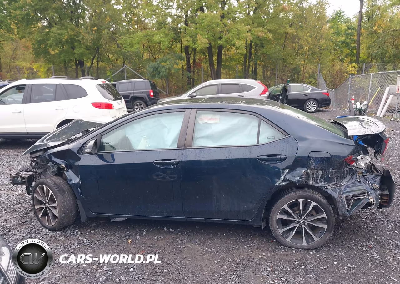 2017 Toyota Corolla Se VIN:2T1BURHE4HC939011 - 13