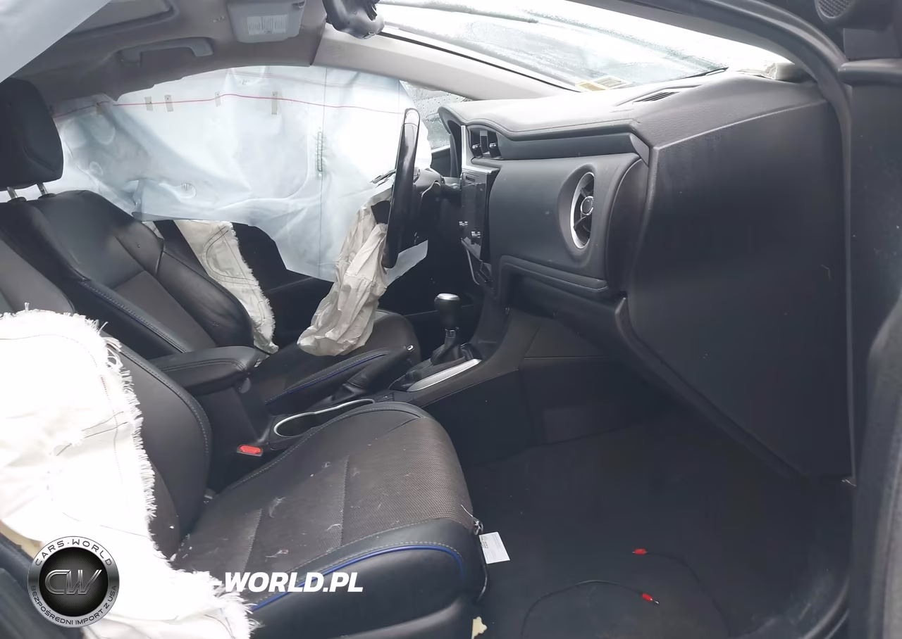 2017 Toyota Corolla Se VIN:2T1BURHE4HC939011 - 5