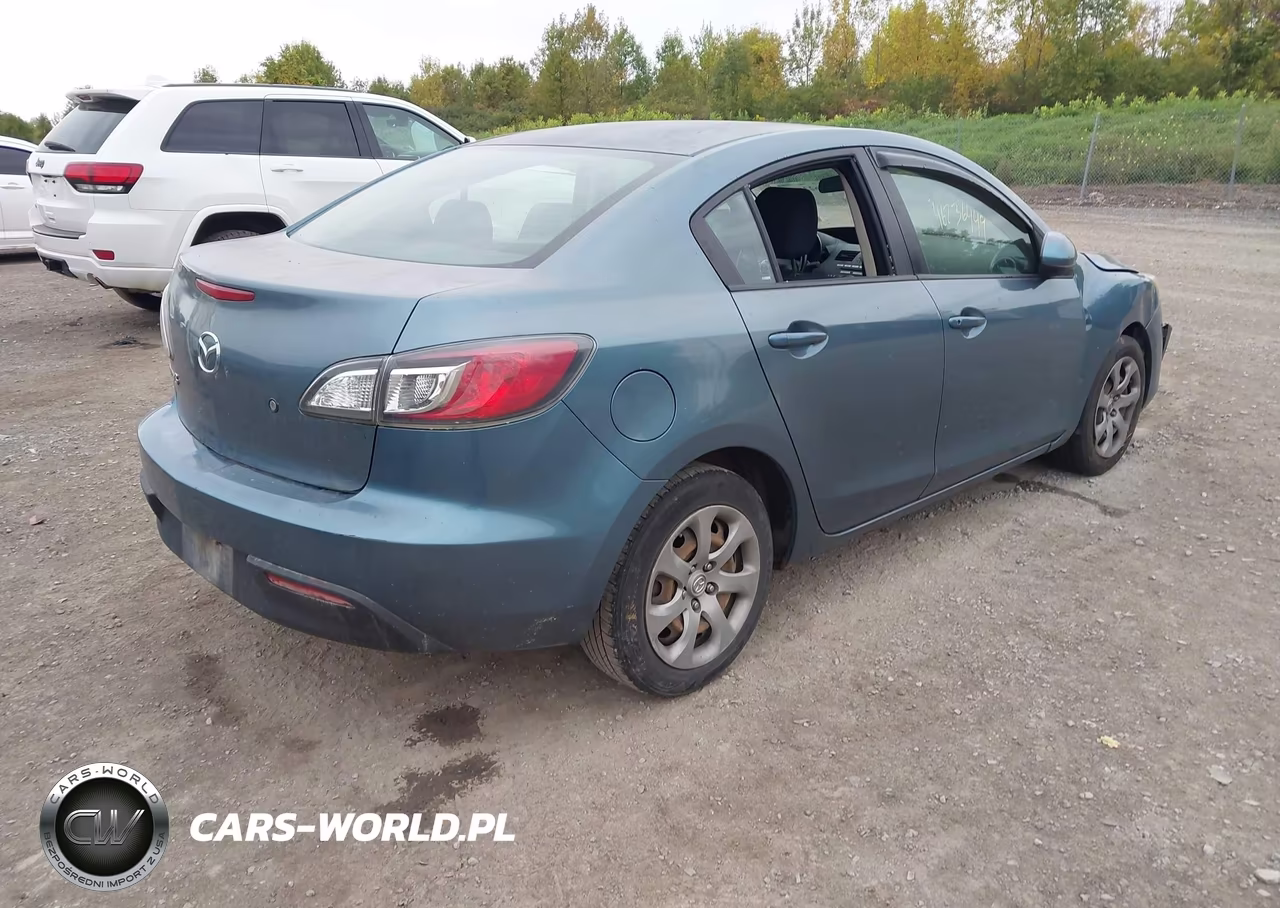2011 Mazda Mazda3 I Sport VIN:JM1BL1UG7B1364264 - 4