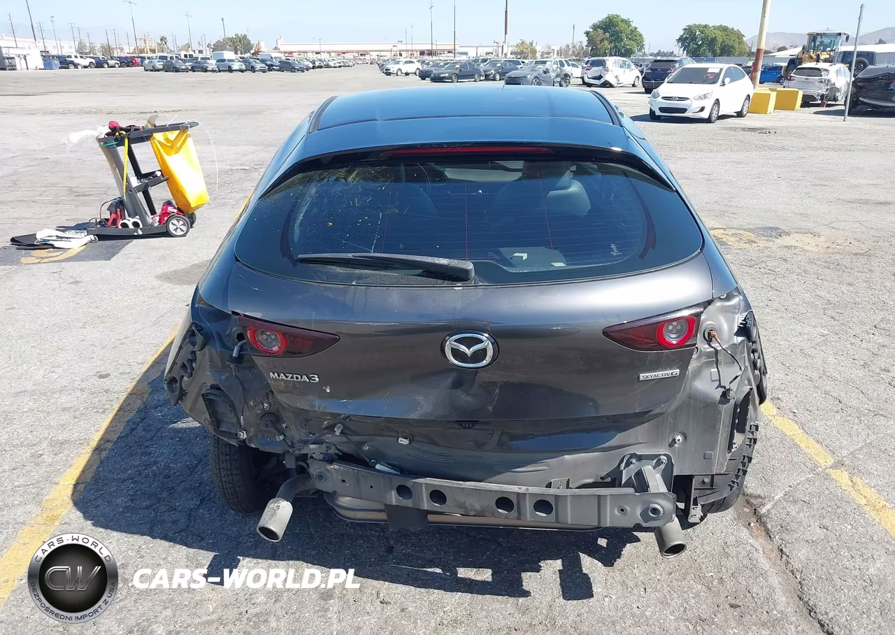 2021 Mazda Mazda3 Preferred VIN:JM1BPALL6M1327227 - 17