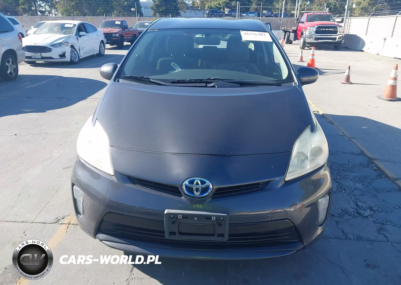2013 Toyota Prius Three VIN:JTDKN3DU9D1718333 - 12