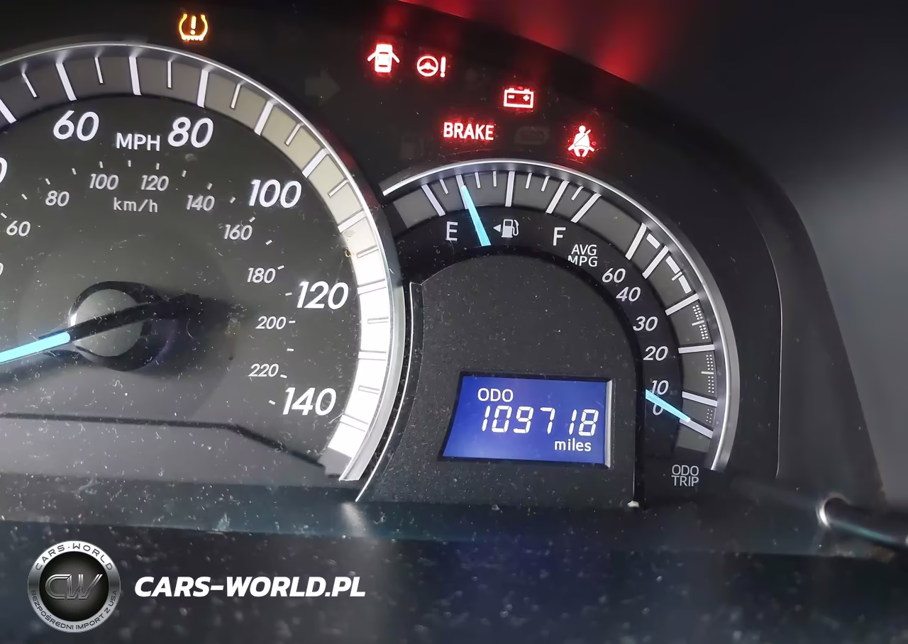 2014 Toyota Camry Se VIN:4T1BF1FK5EU823475 - 15