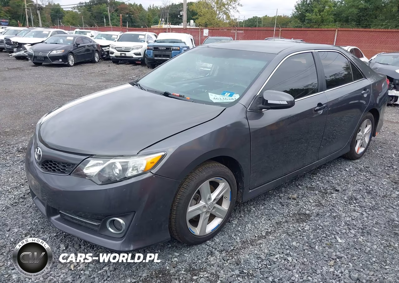 2014 Toyota Camry Se VIN:4T1BF1FK5EU823475 - 2