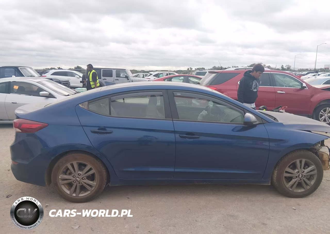 2018 Hyundai Elantra Sel VIN:5NPD84LF3JH236342 - 13
