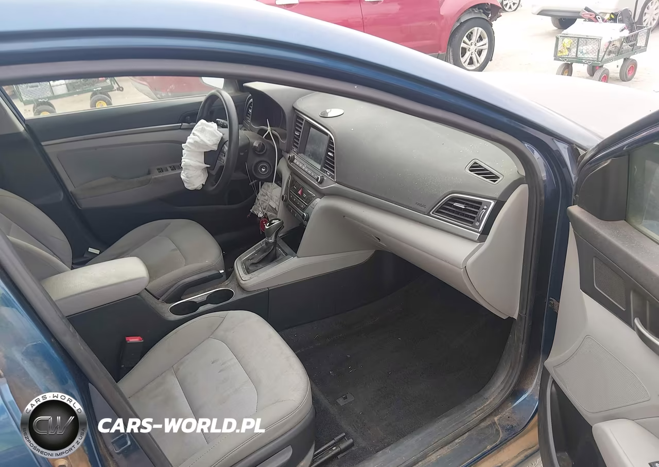 2018 Hyundai Elantra Sel VIN:5NPD84LF3JH236342 - 5