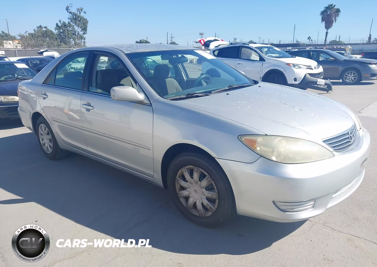 2005 Toyota Camry Le
