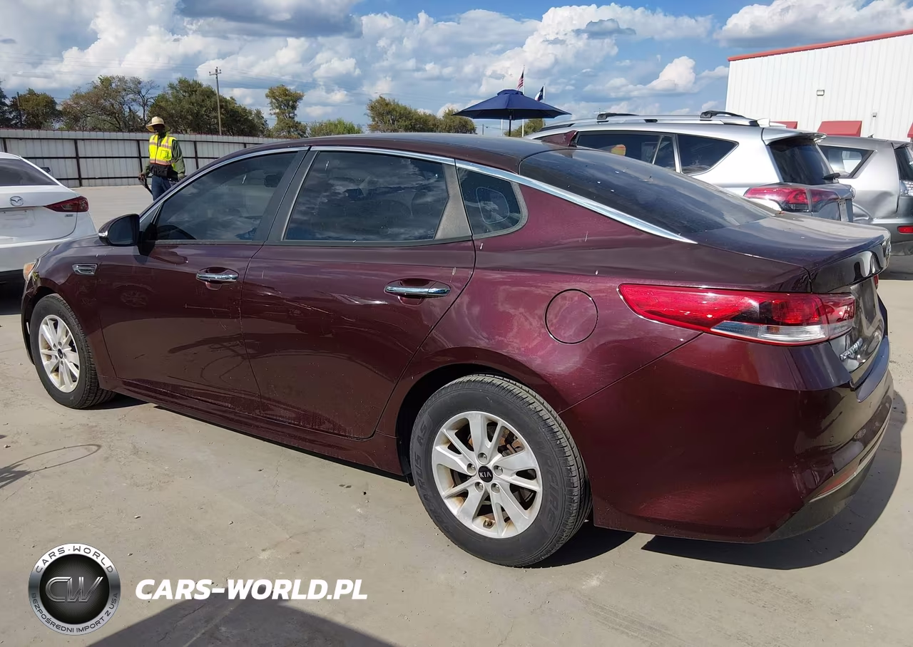 2018 Kia Optima Lx VIN:5XXGT4L32JG209971 - 14