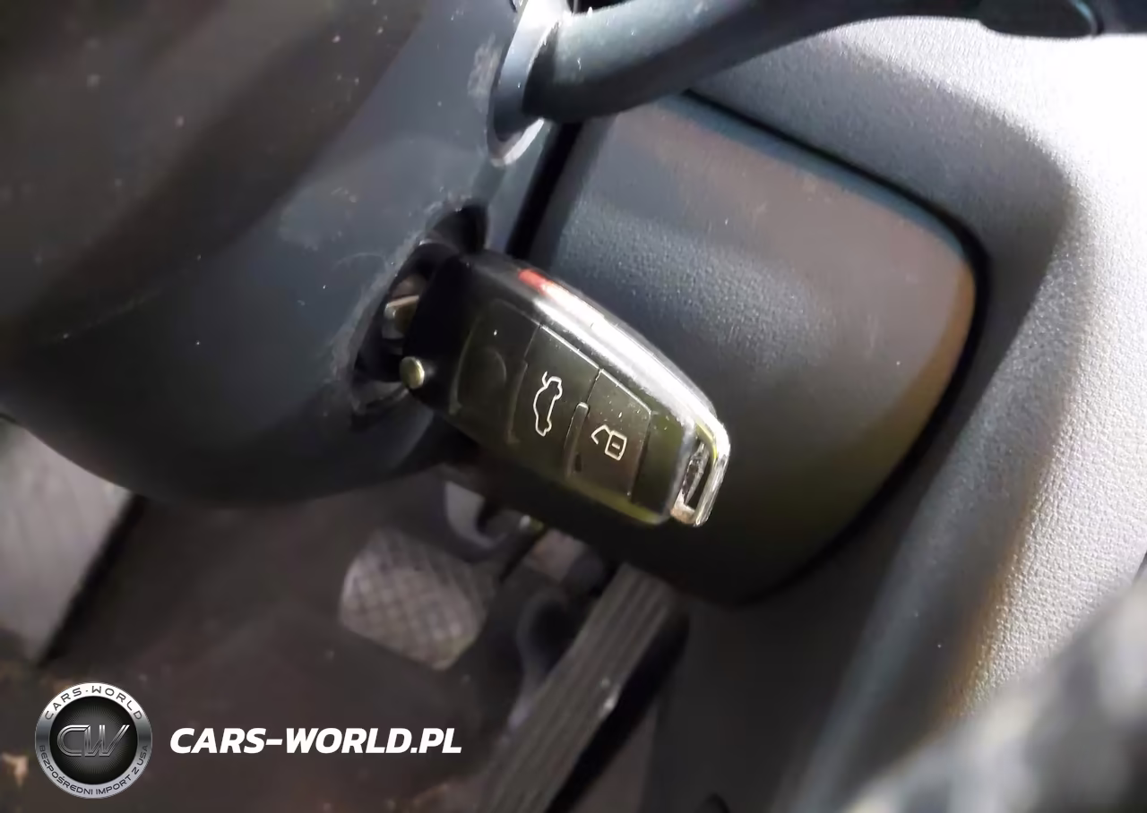 2013 Audi A3 2.0T Premium VIN:WAUMFAFM7DA029802 - 11