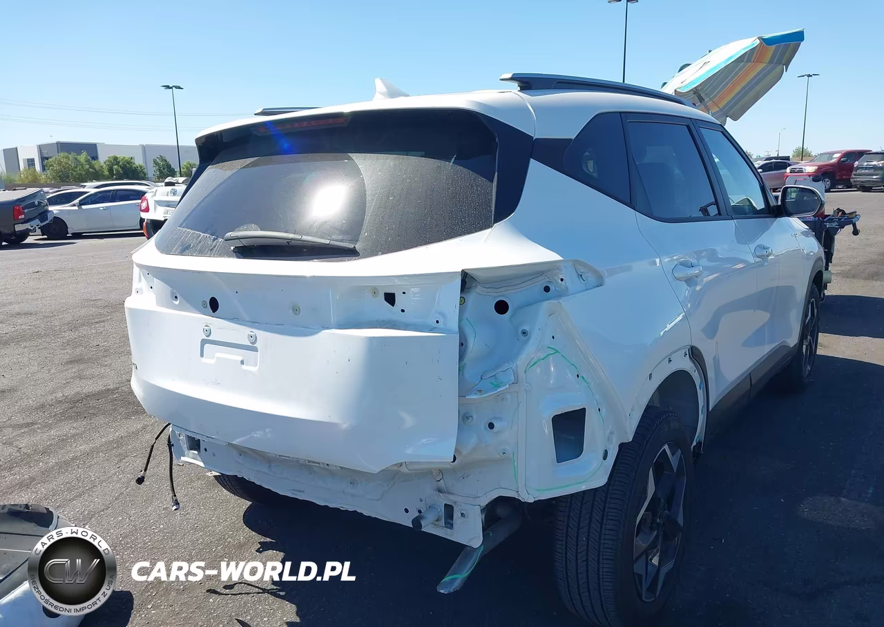 2025 Kia Seltos S VIN:KNDEU2AA0S7761862 - 4