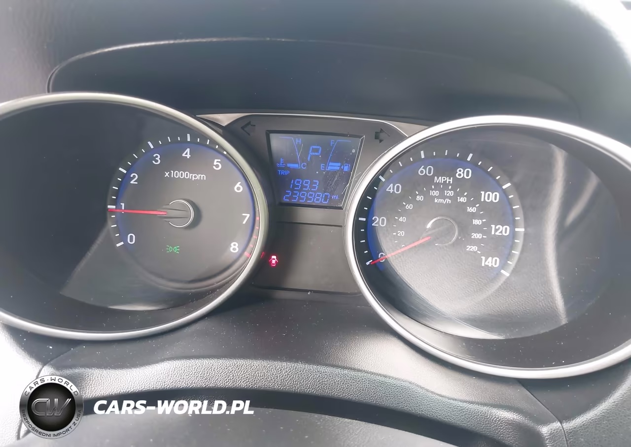 2011 Hyundai Tucson Gls VIN:KM8JU3AC8BU300217 - 7