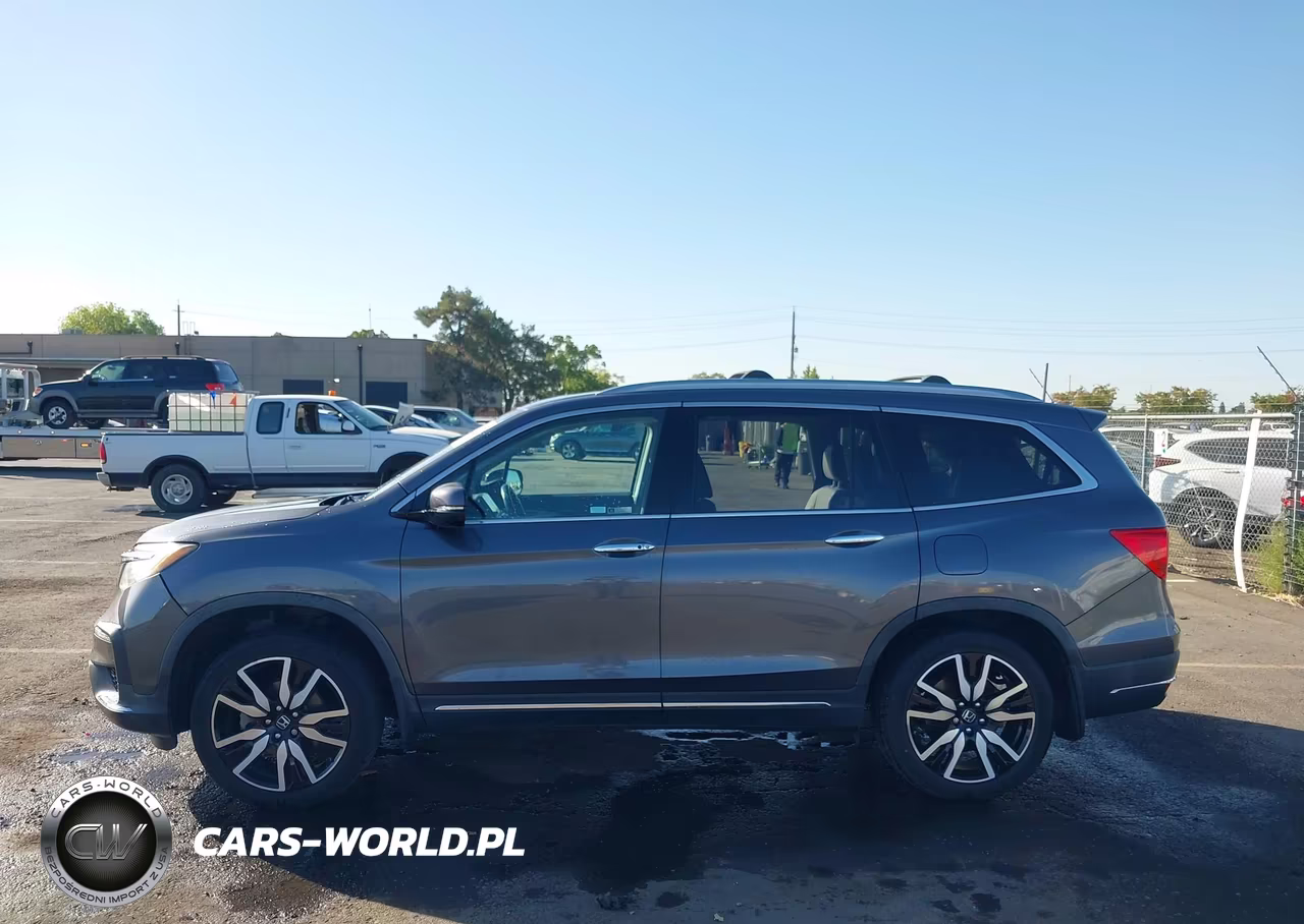 2019 Honda Pilot Elite VIN:5FNYF6H01KB053285 - 14