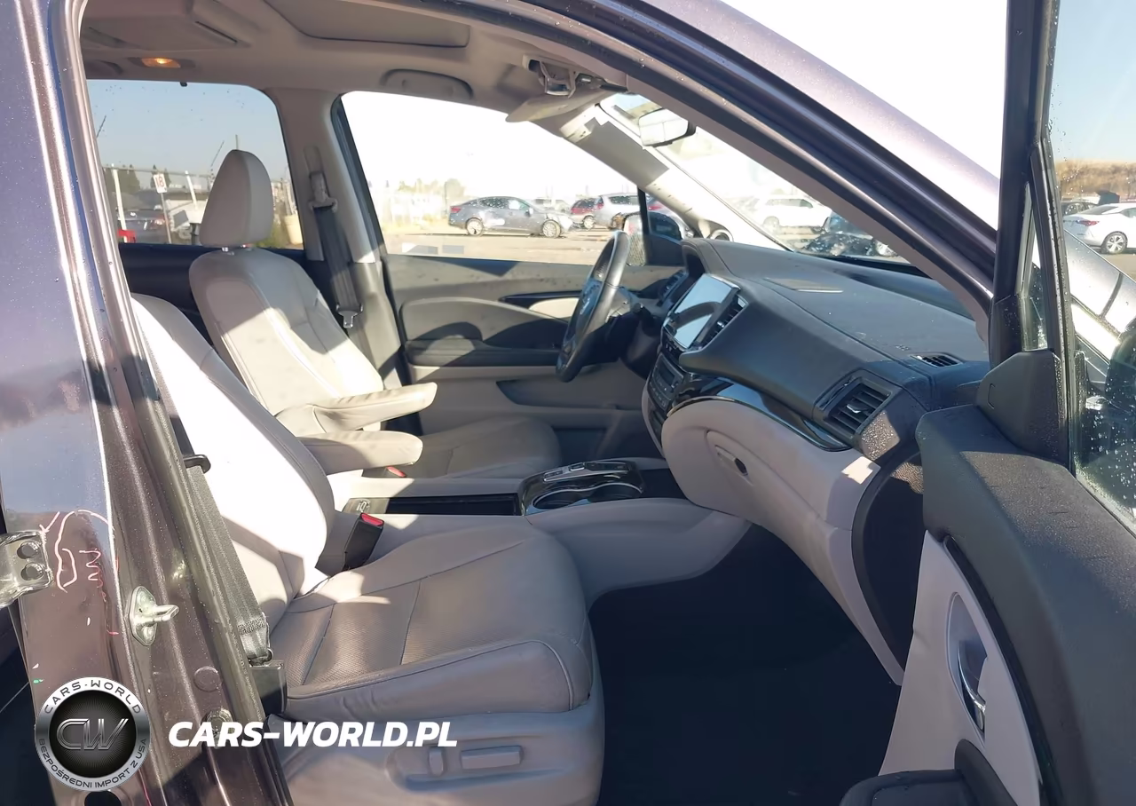 2019 Honda Pilot Elite VIN:5FNYF6H01KB053285 - 5