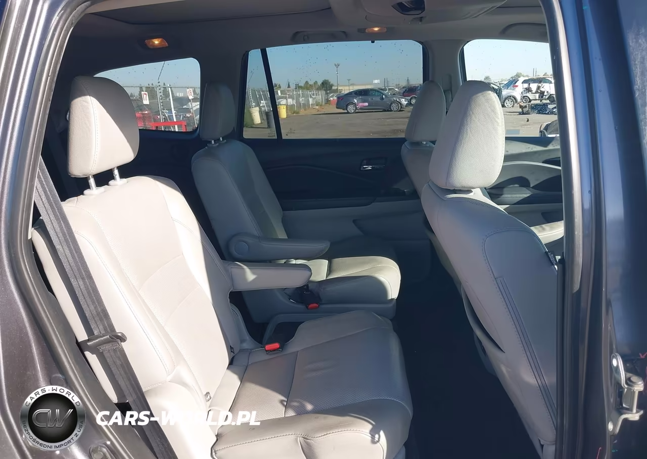 2019 Honda Pilot Elite VIN:5FNYF6H01KB053285 - 8