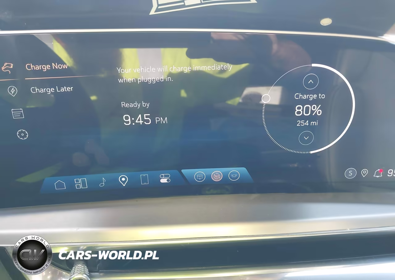 2024 Cadillac Lyriq Luxury W-1Sd VIN:1GYKPRRK6RZ112320 - 17