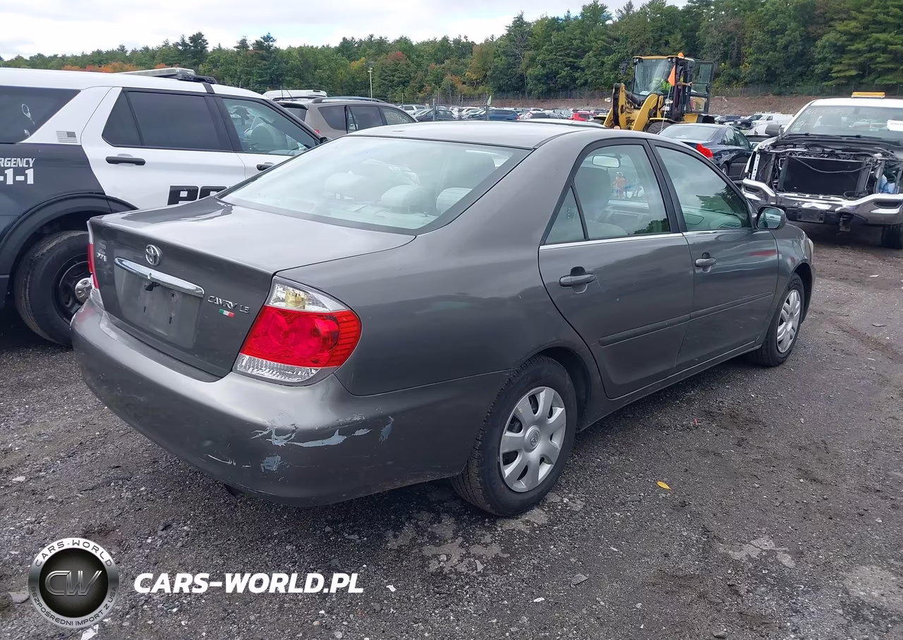 2005 Toyota Camry Le VIN:4T1BE32K05U548635 - 4