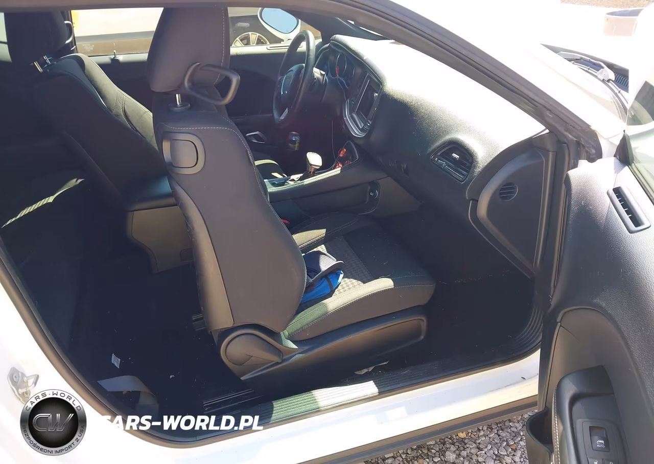 2019 Dodge Challenger Sxt VIN:2C3CDZAG9KH524445 - 5