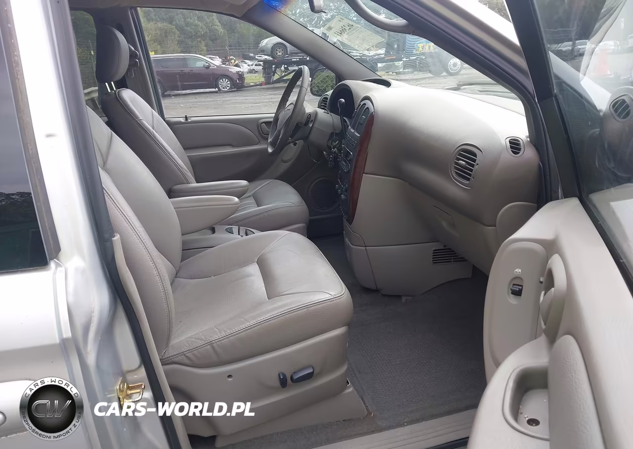 2002 Chrysler Town & Country Lxi VIN:2C4GP54L82R672215 - 5
