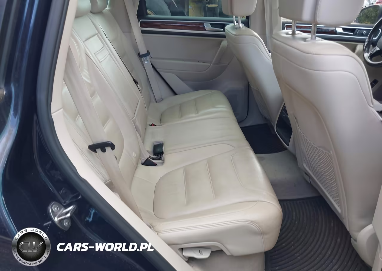 2012 Volkswagen Touareg Vr6 Lux VIN:WVGFF9BP3CD002728 - 8