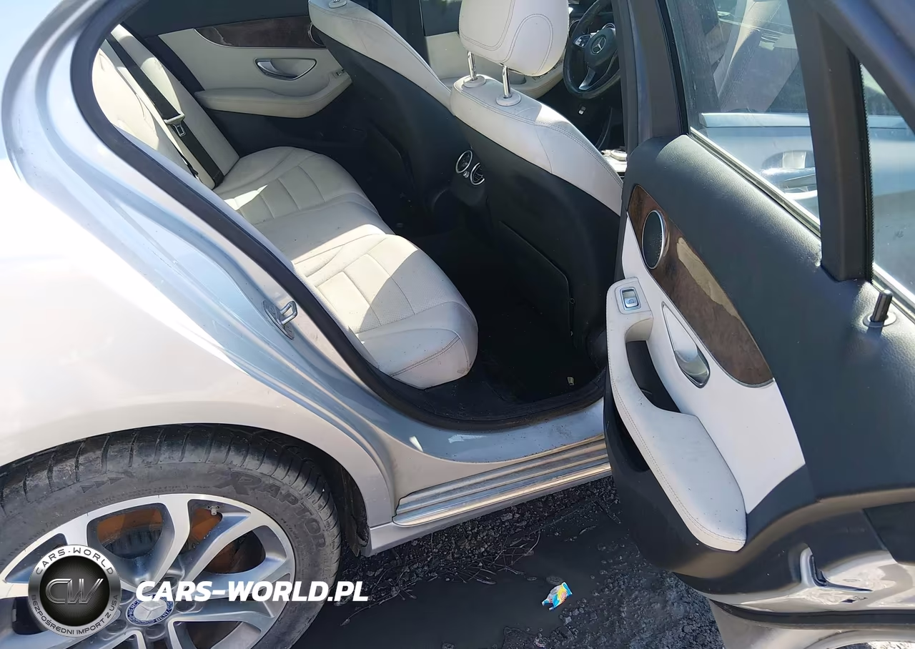 2017 Mercedes-Benz C 300 VIN:55SWF4JB4HU199002 - 8