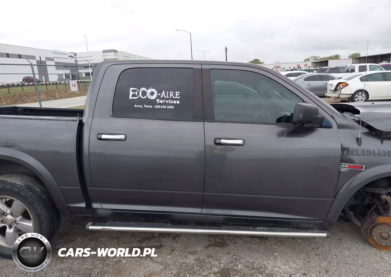 2016 Ram 1500 Laramie VIN:1C6RR7NM5GS234710 - 13