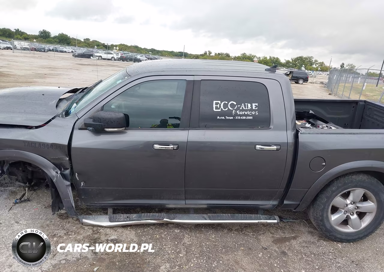 2016 Ram 1500 Laramie VIN:1C6RR7NM5GS234710 - 14