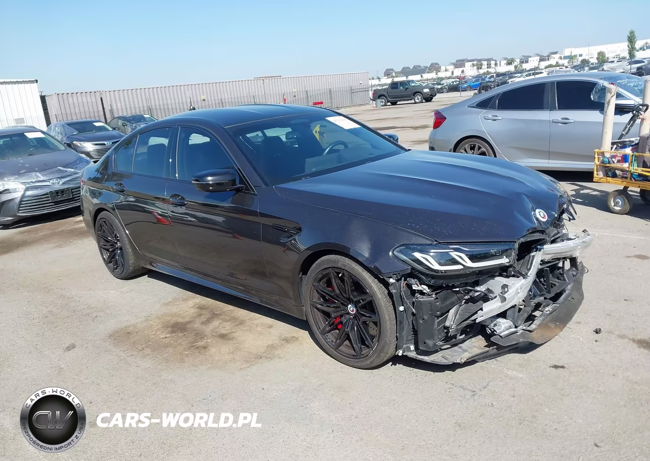 2022 BMW M5