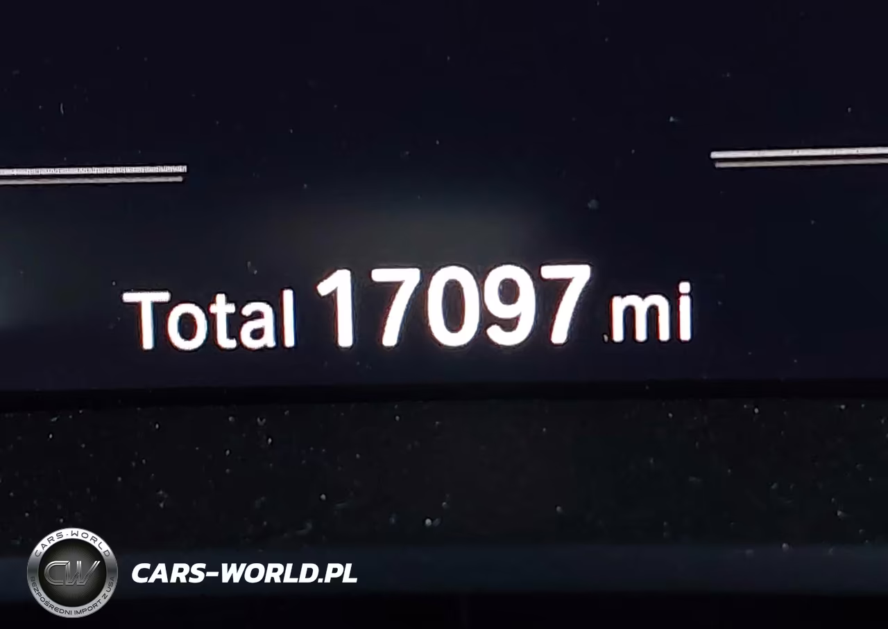 2022 BMW M5 VIN:WBS83CH00NCK72482 - 21