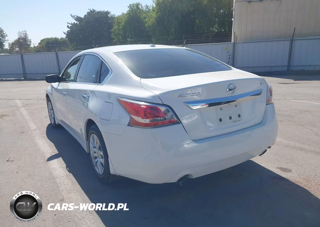 2015 Nissan Altima 2.5 S VIN:1N4AL3AP2FC285368 - 3