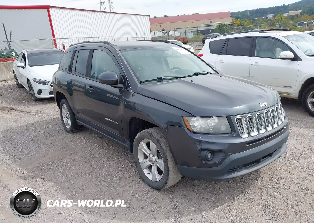 2016 Jeep Compass Latitude – zdjęcie 1 z 13