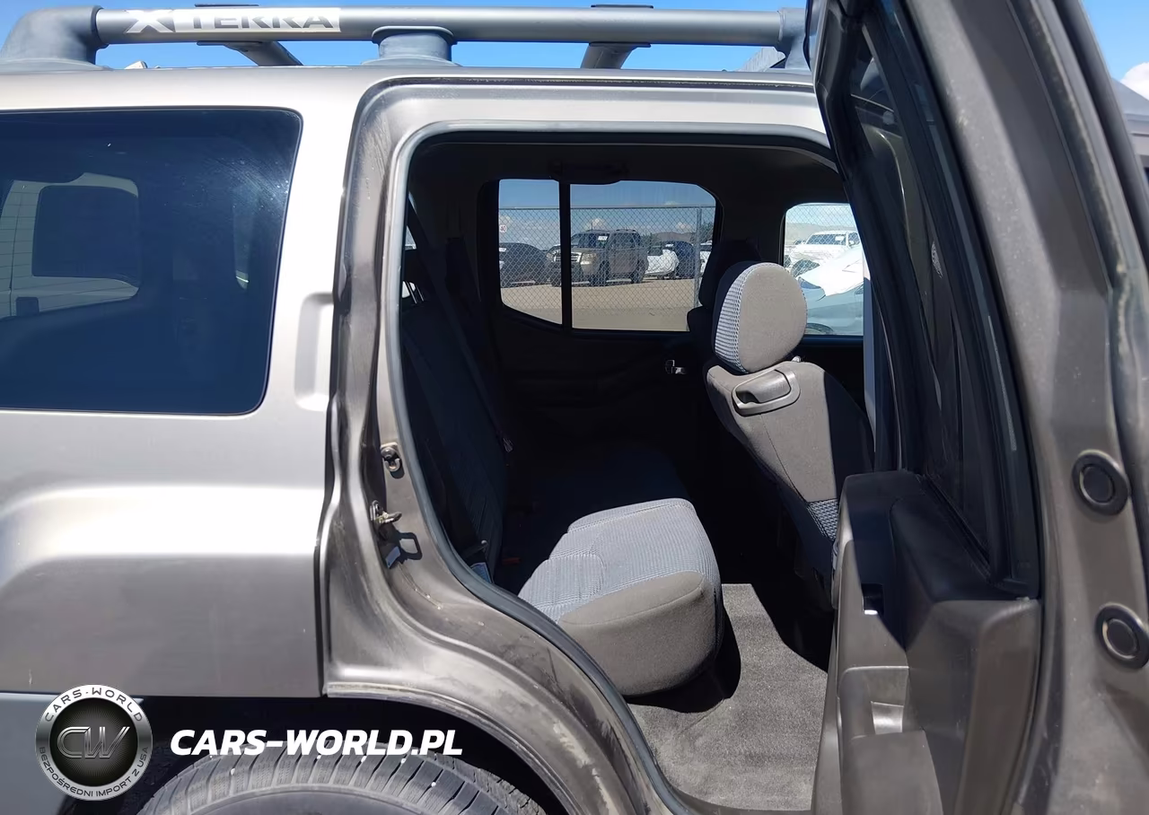 2005 Nissan Xterra Off Road VIN:5N1AN08W25C648469 - 8