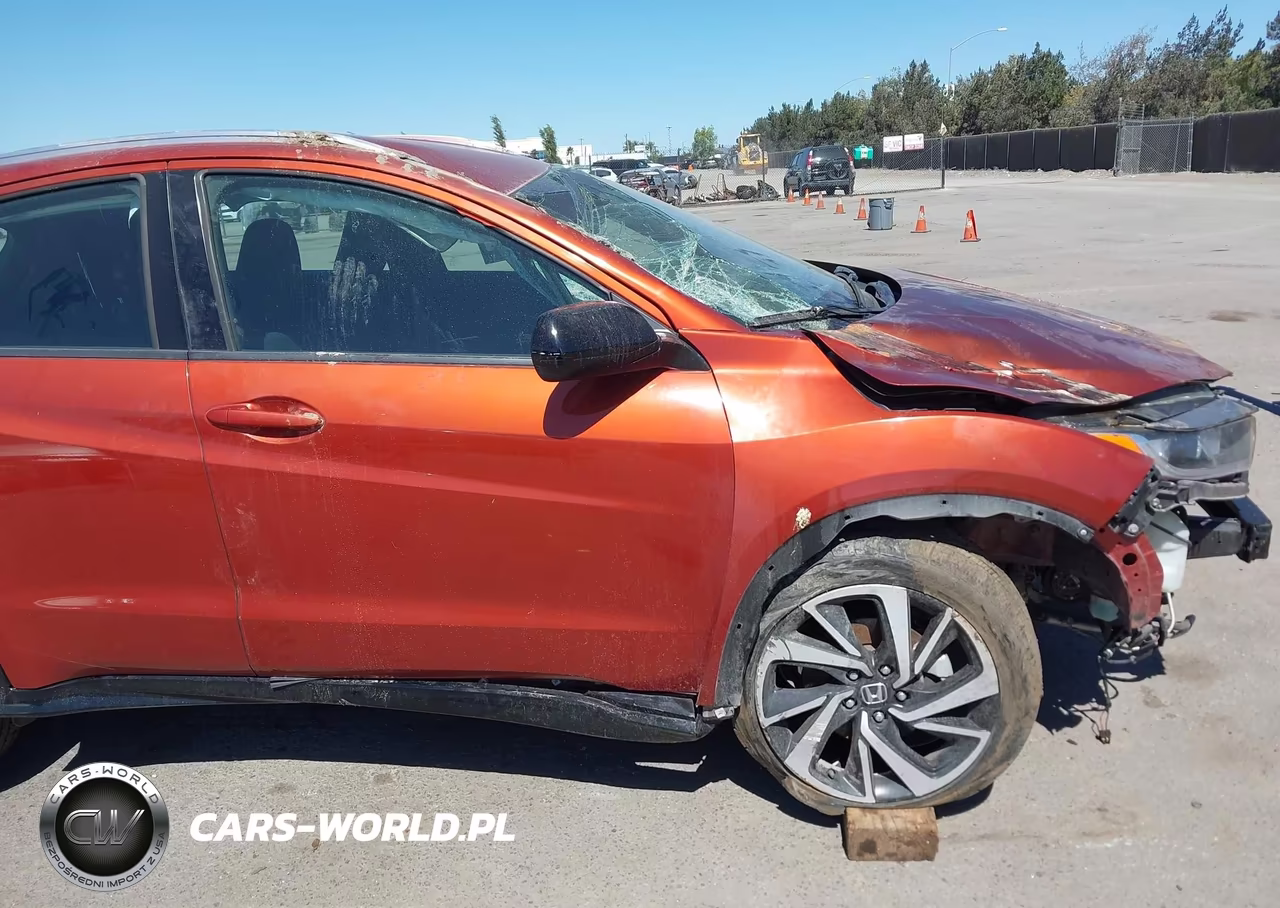 2019 Honda Hr-V Sport VIN:3CZRU5H17KG701519 - 13