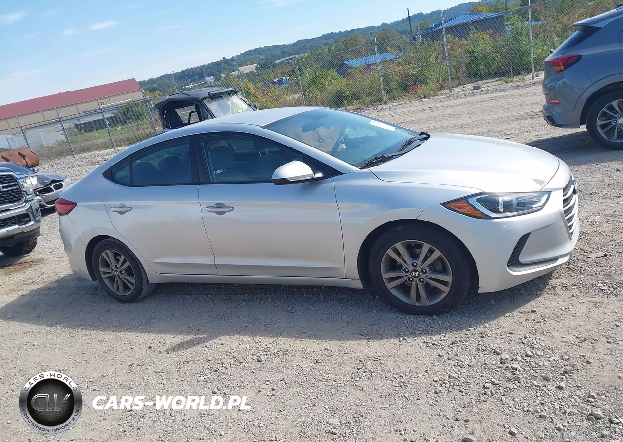 2018 Hyundai Elantra Sel VIN:5NPD84LF5JH269603 - 13