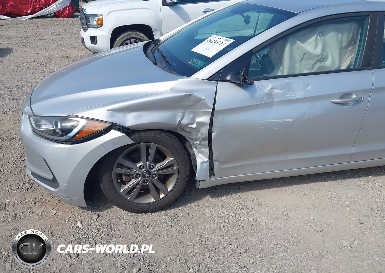 2018 Hyundai Elantra Sel VIN:5NPD84LF5JH269603 - 6