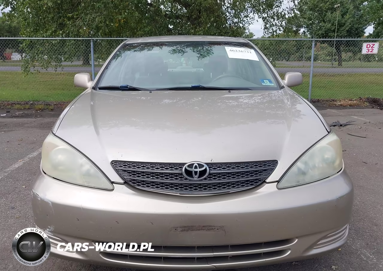 2004 Toyota Camry Le VIN:4T1BE32K24U864827 - 12