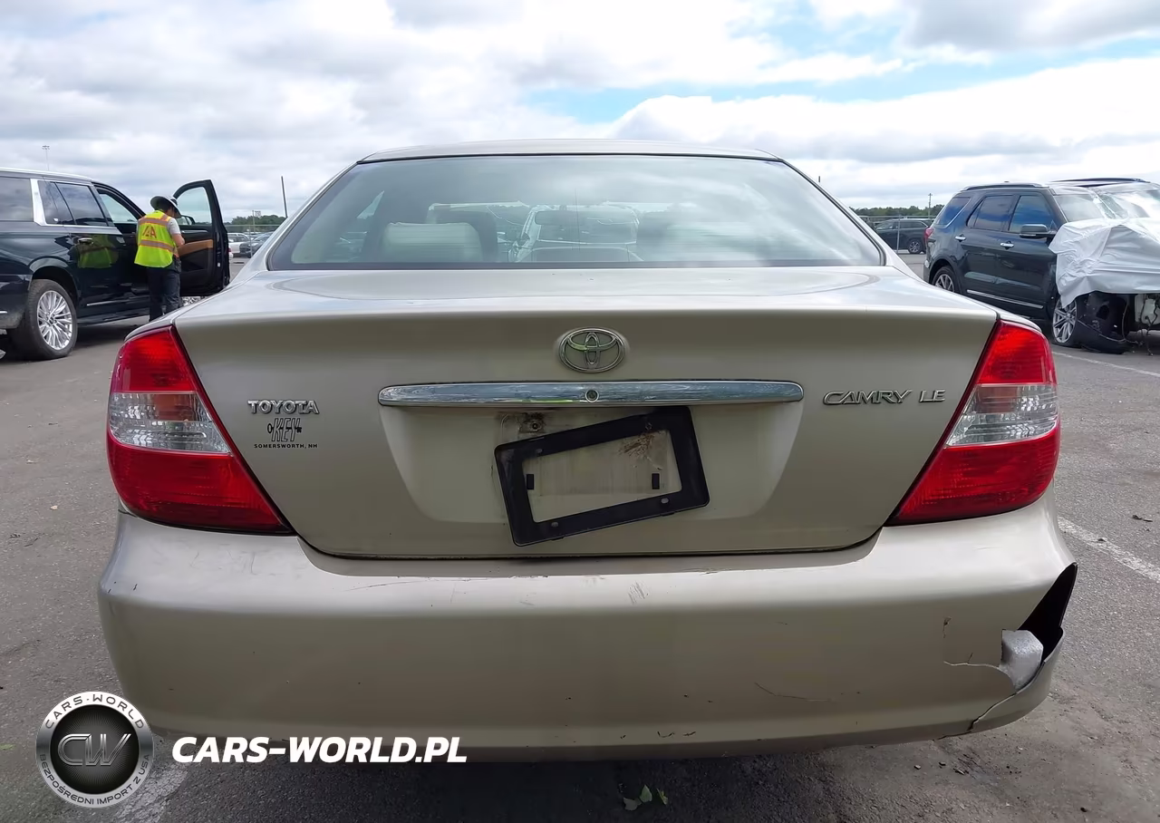 2004 Toyota Camry Le VIN:4T1BE32K24U864827 - 16