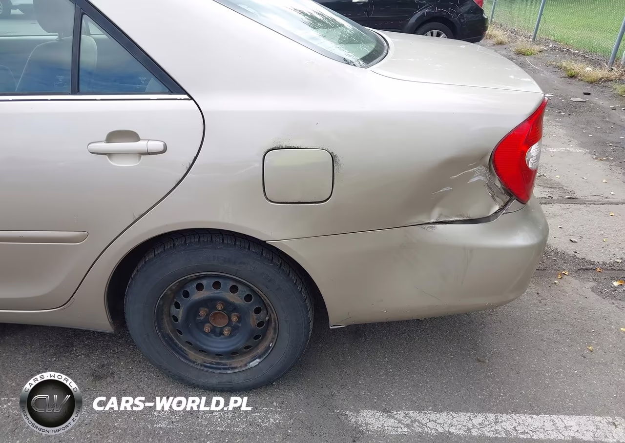 2004 Toyota Camry Le VIN:4T1BE32K24U864827 - 6