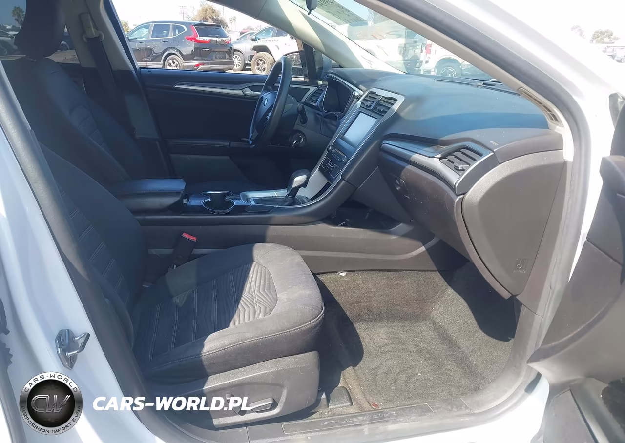 2016 Ford Fusion Se VIN:3FA6P0H75GR225456 - 5