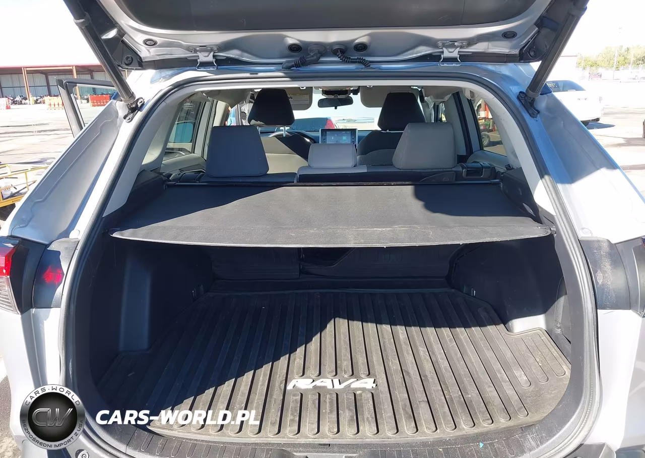 2021 Toyota Rav4 Hybrid Xle VIN:4T3R6RFVXMU023171 - 17
