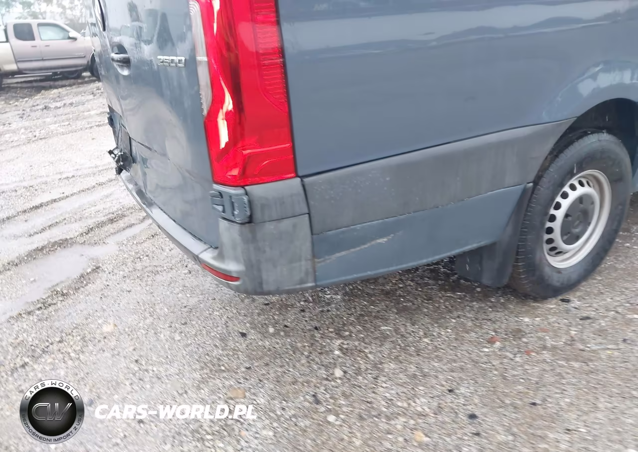 2019 Mercedes-Benz Sprinter 2500 VIN:WD4PF1CDXKP138923 - 19