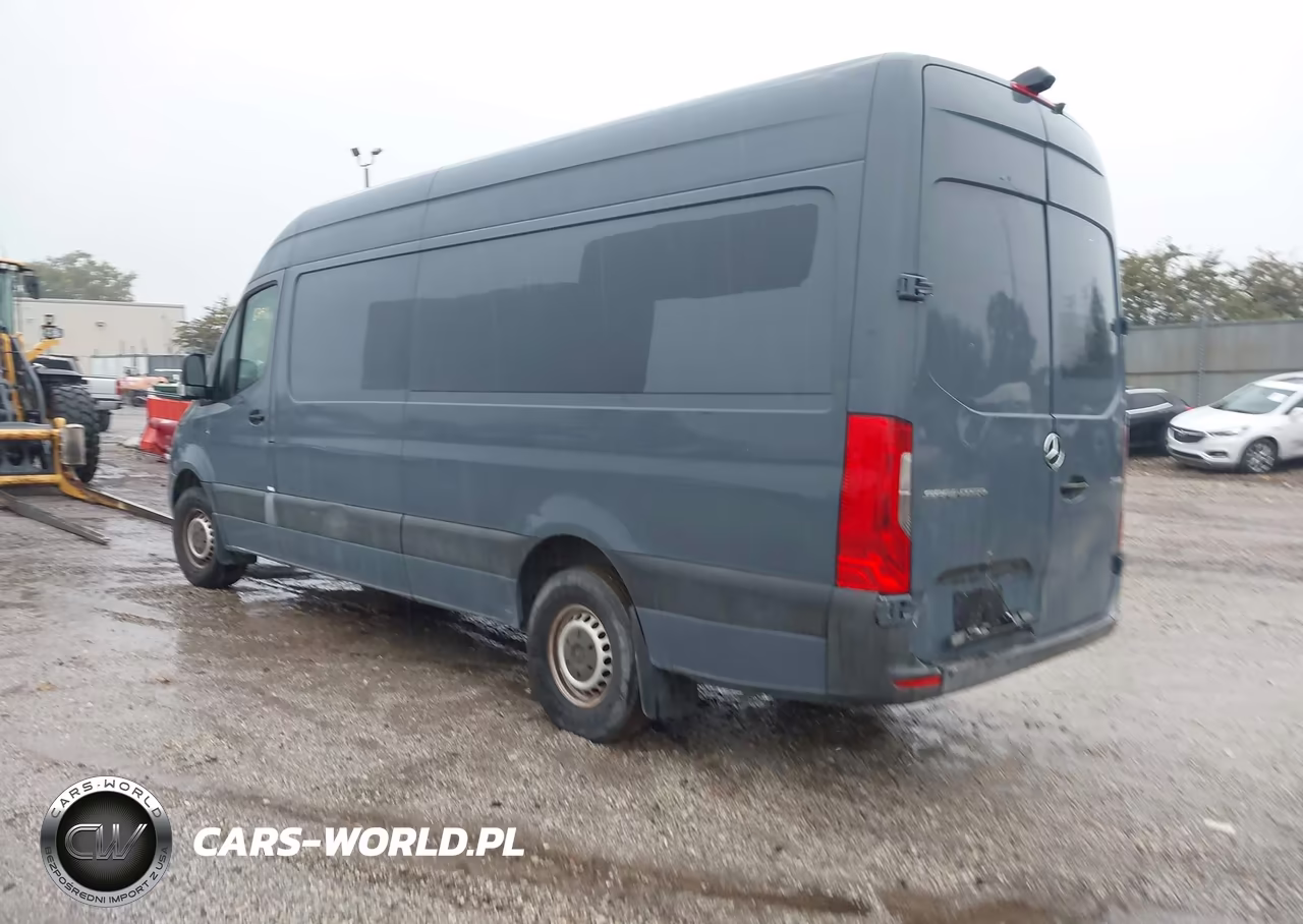 2019 Mercedes-Benz Sprinter 2500 VIN:WD4PF1CDXKP138923 - 3