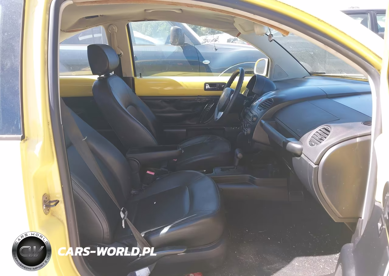 2010 Volkswagen New Beetle 2.5L VIN:3VWPG3AG0AM003936 - 5
