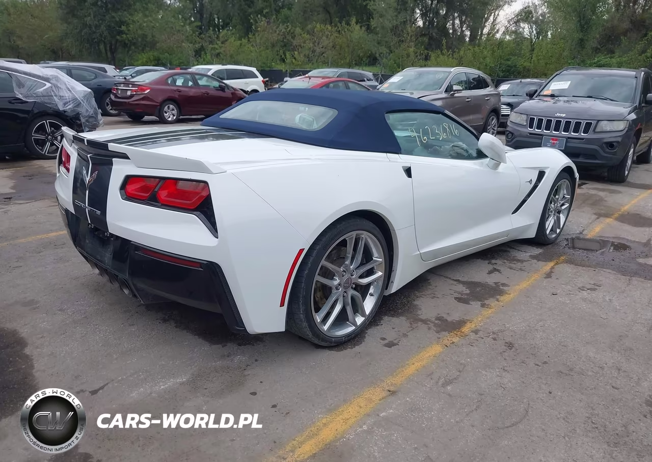 2015 Chevrolet Corvette Stingray Z51 VIN:1G1YJ3D76F5105557 - 4