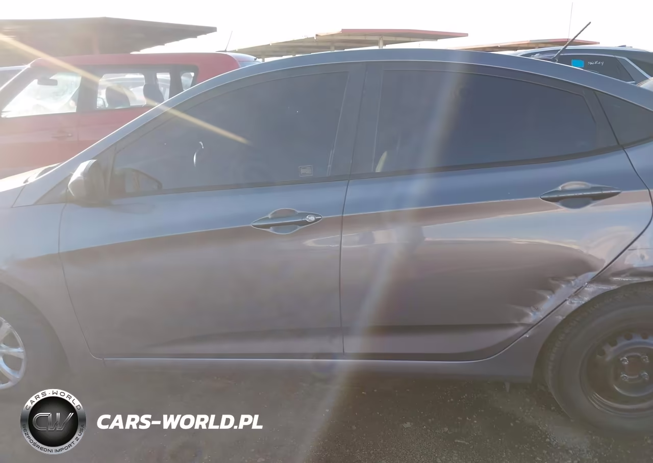 2015 Hyundai Accent Gls VIN:KMHCT4AE1FU819411 - 14