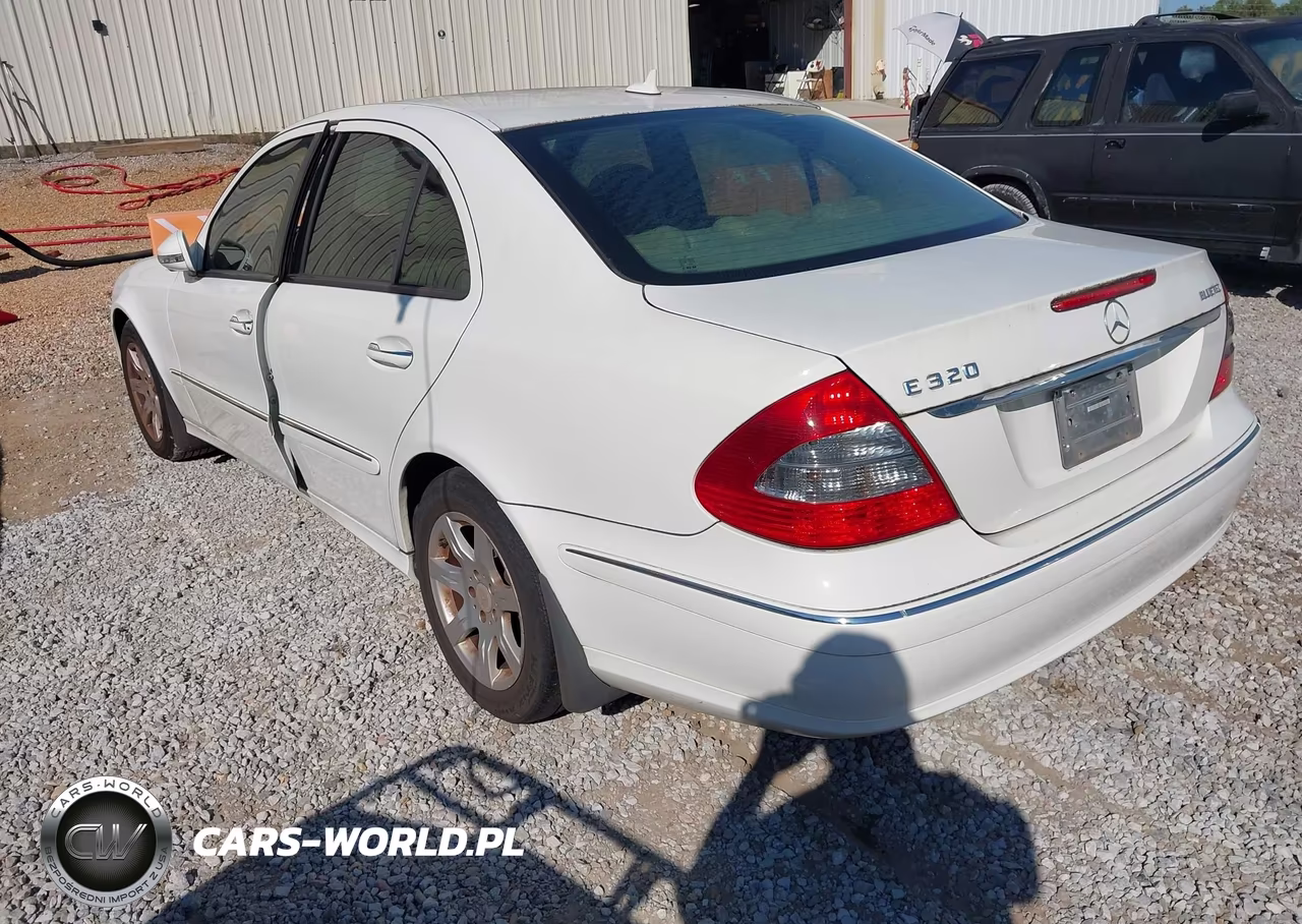2008 Mercedes-Benz E 320 Bluetec VIN:WDBUF22X38B312401 - 3