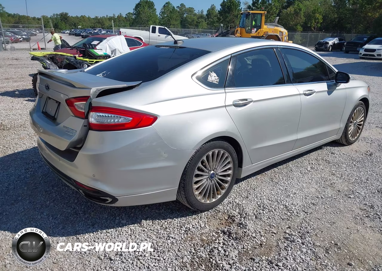2014 Ford Fusion Titanium VIN:3FA6P0K91ER243556 - 4