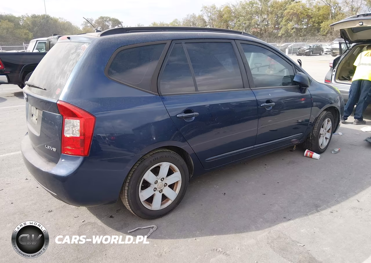 2008 Kia Rondo Lx V6 VIN:KNAFG526387141617 - 4