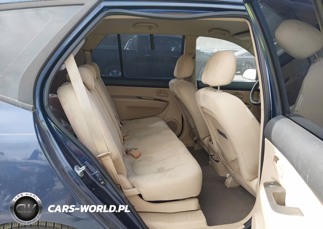 2008 Kia Rondo Lx V6 VIN:KNAFG526387141617 - 8