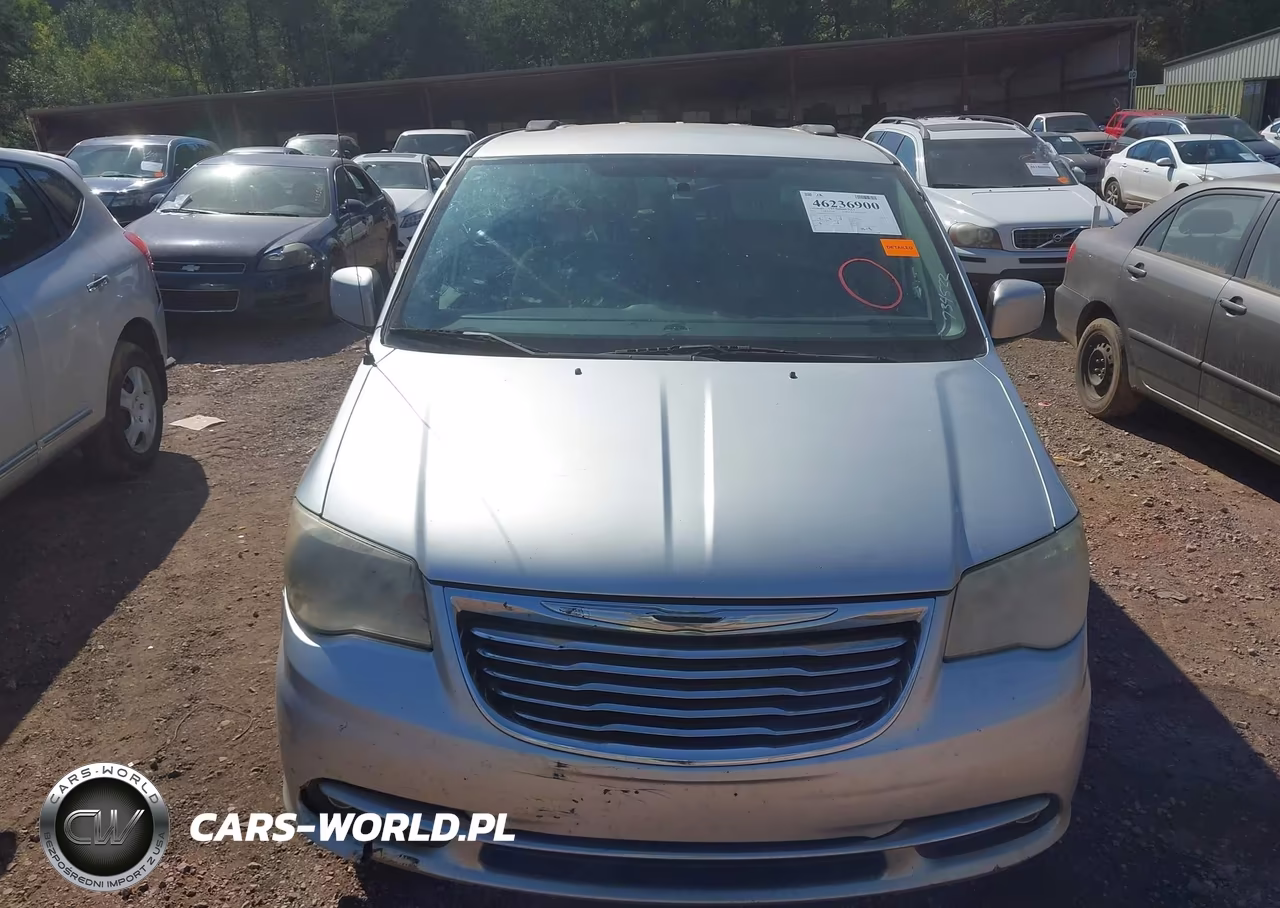 2011 Chrysler Town & Country Touring VIN:2A4RR5DGXBR734522 - 12