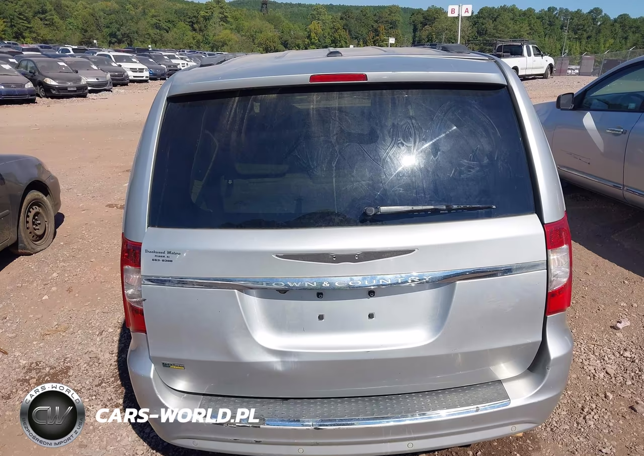 2011 Chrysler Town & Country Touring VIN:2A4RR5DGXBR734522 - 16
