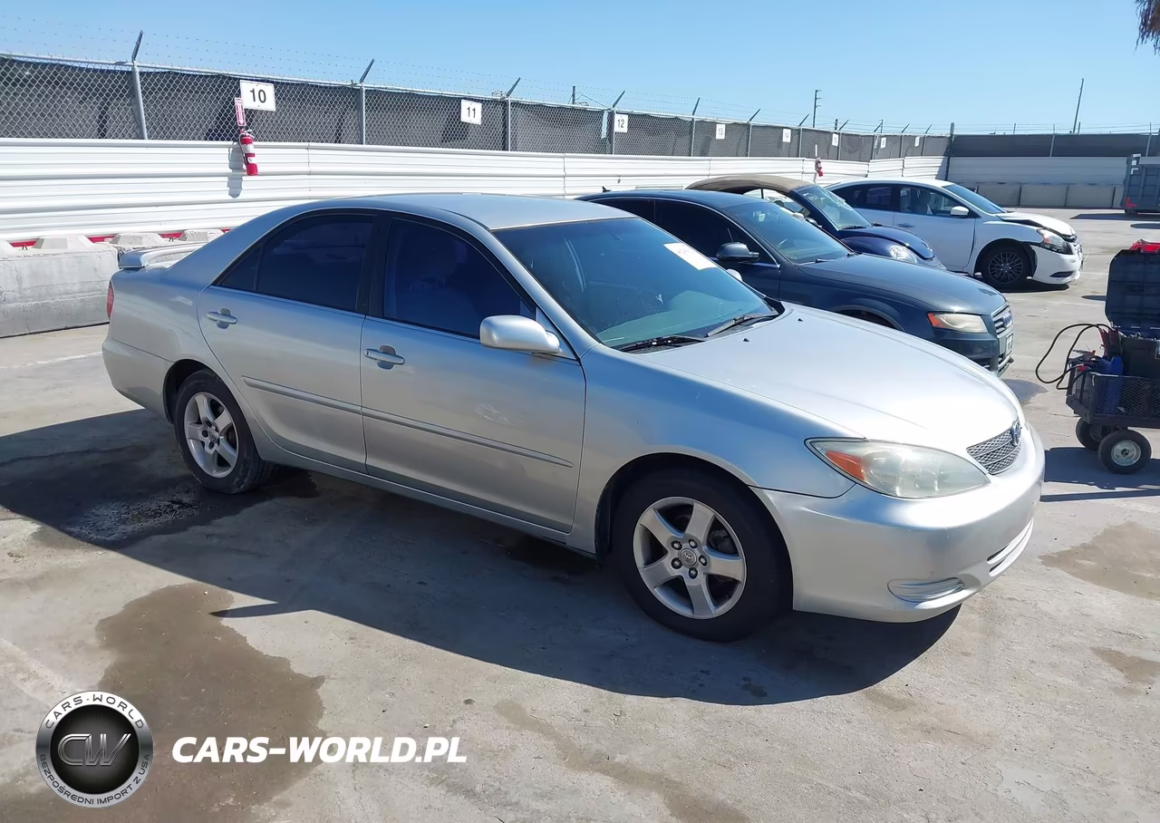 2003 Toyota Camry Le V6